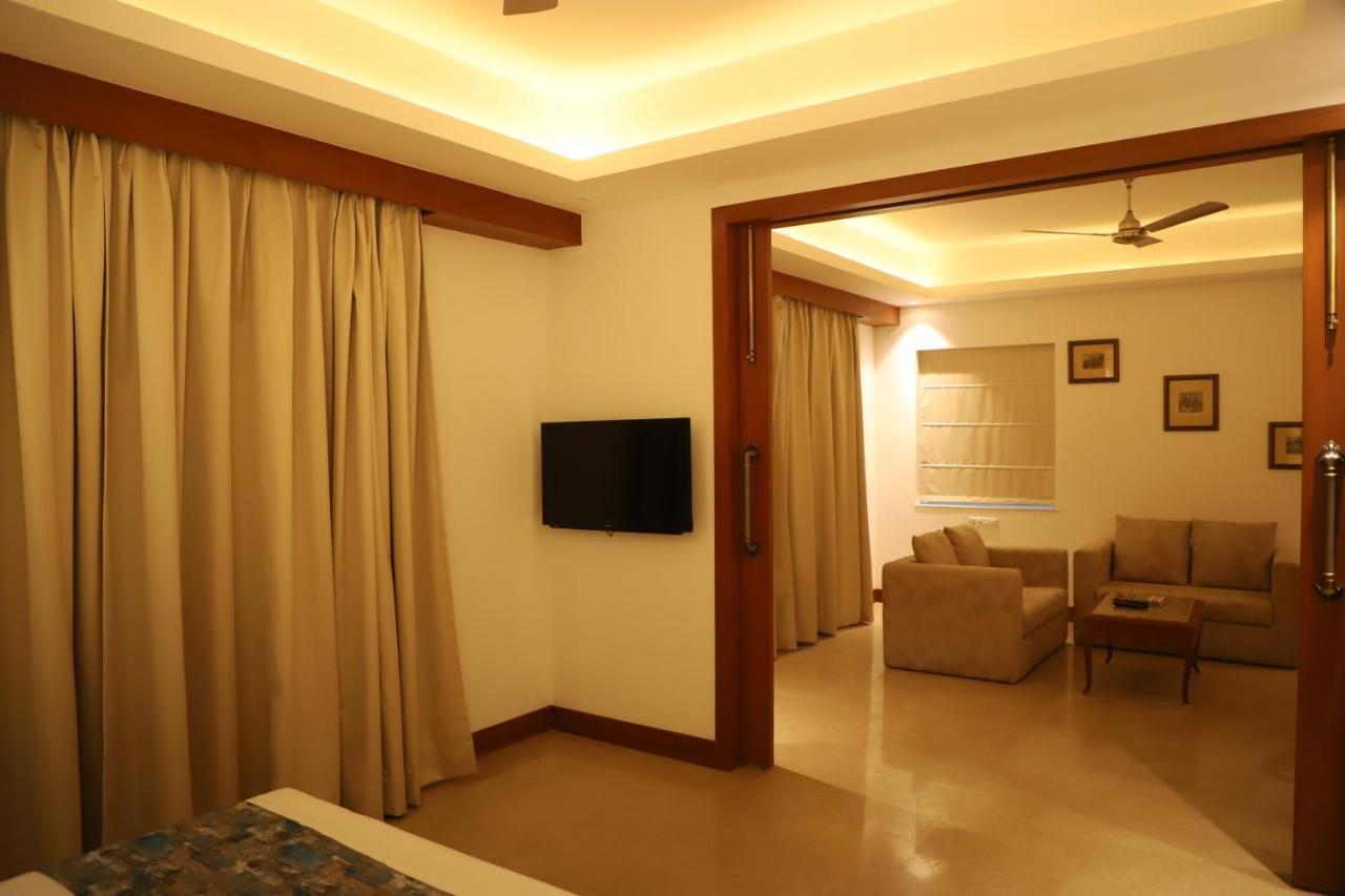 Hotel Chandela Khajurāho Exterior photo
