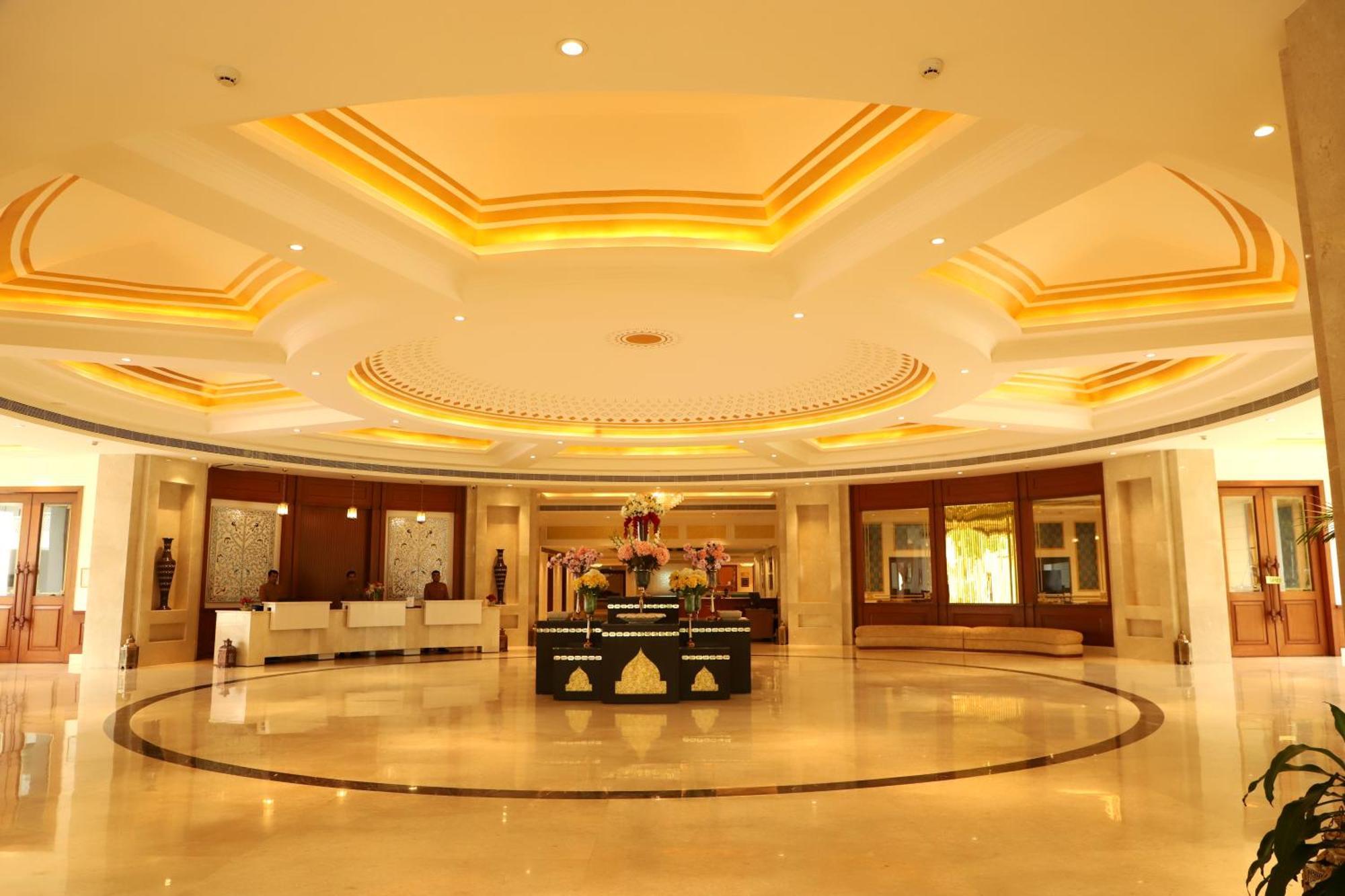 Hotel Chandela Khajurāho Exterior photo